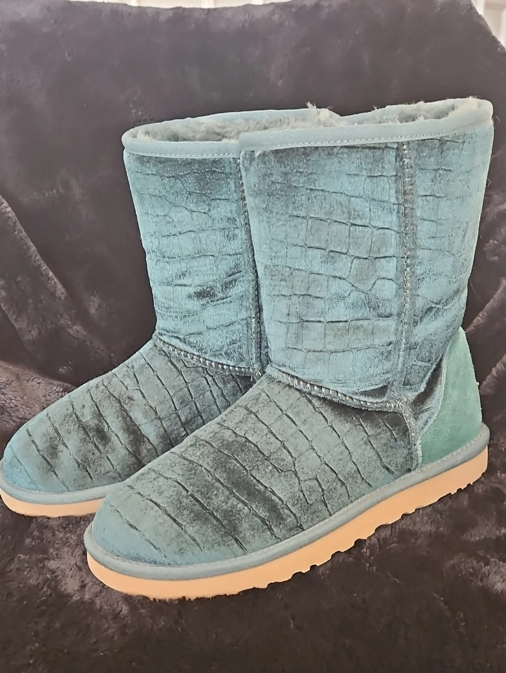 UGG Emerald Green Croc-Embossed Velvet Winter Boots - Sz 9